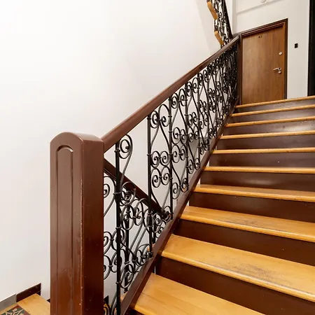 Starowislna Harmony By Bookinghost *